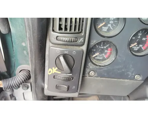 MACK CXU612 HEADLAMP SWITCH