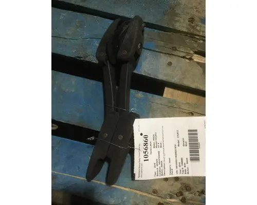 MACK CXU612 Hood Latch