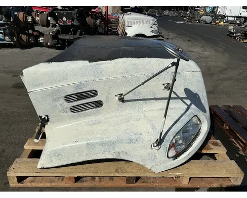 MACK CXU612 Hood