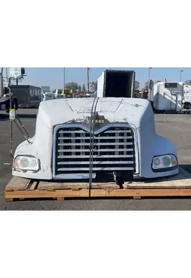 MACK CXU612 Hood