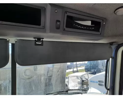 MACK CXU612 INTERIOR SUN VISOR