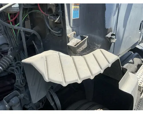MACK CXU612 Inner Fender