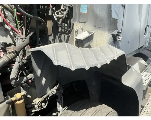 MACK CXU612 Inner Fender