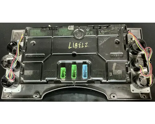 MACK CXU612 Instrument Cluster