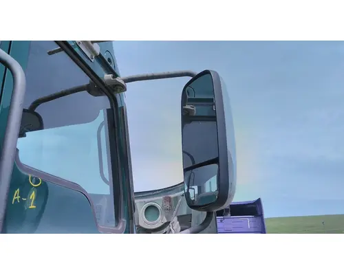 MACK CXU612 MIRROR ASSEMBLY CABDOOR