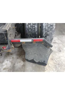 MACK CXU612 MUD FLAP HANGER