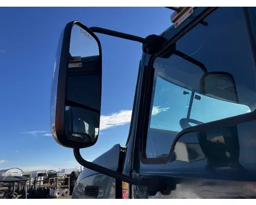 MACK CXU612 Mirror (Side View)