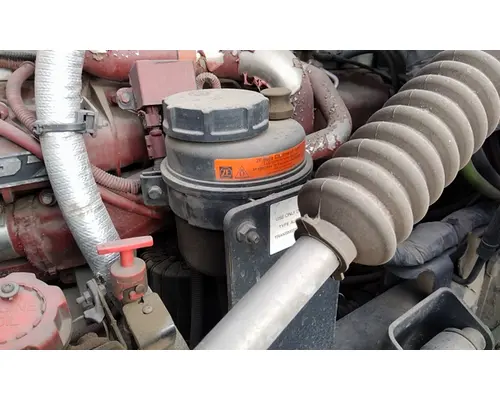 MACK CXU612 POWER STEERING RESERVOIR