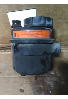 MACK CXU612 POWER STEERING RESERVOIR
