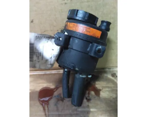 MACK CXU612 POWER STEERING RESERVOIR
