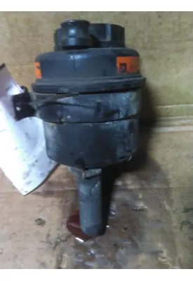 MACK CXU612 POWER STEERING RESERVOIR