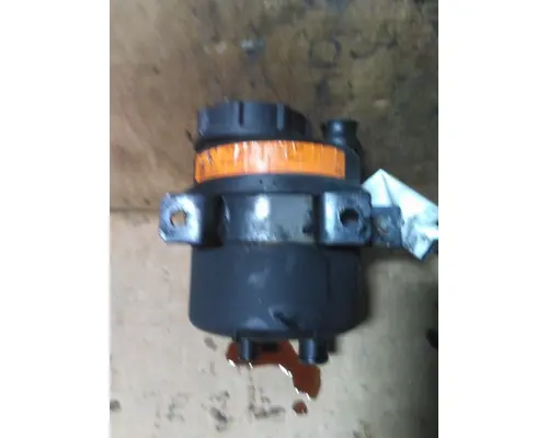 MACK CXU612 POWER STEERING RESERVOIR