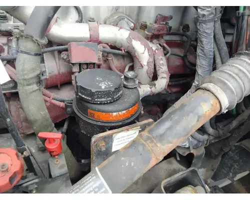 MACK CXU612 POWER STEERING RESERVOIR