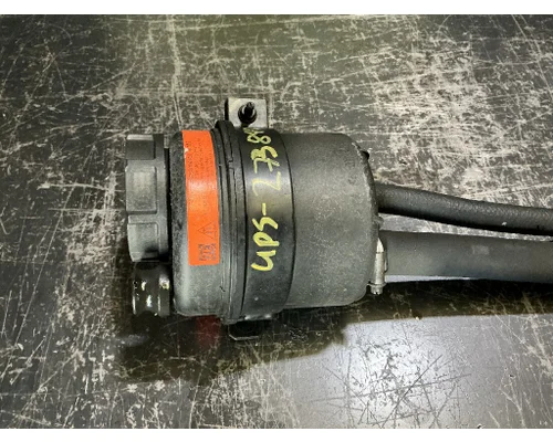 MACK CXU612 Power Steering Fluid Reservoir