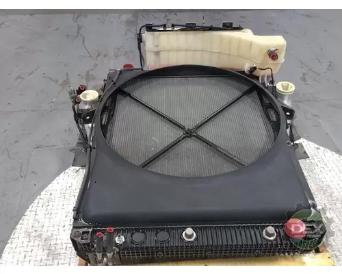 MACK CXU612 Radiator