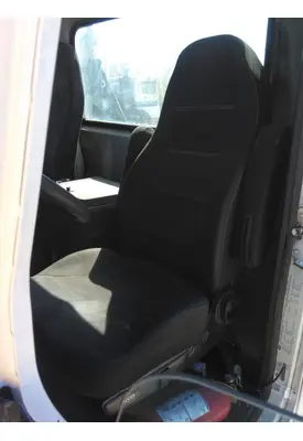 MACK CXU612 SEAT, FRONT