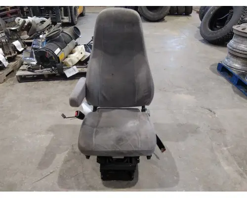 MACK CXU612 SEAT, FRONT
