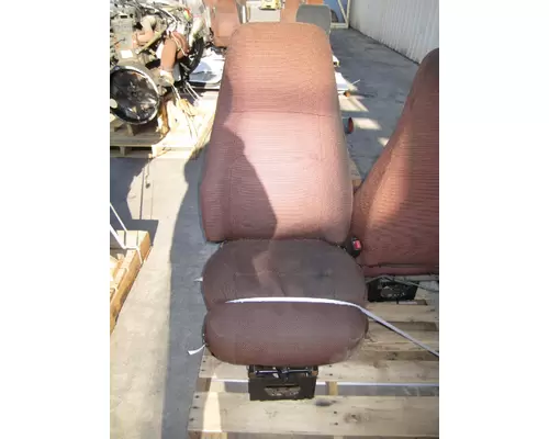 MACK CXU612 SEAT, FRONT