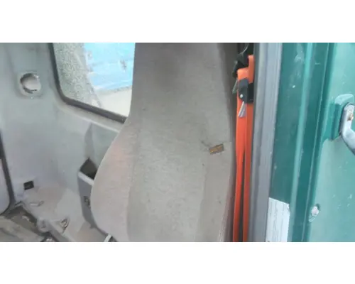 MACK CXU612 SEAT, FRONT