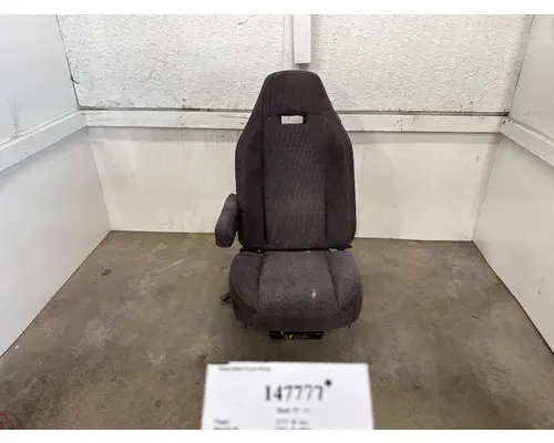 MACK CXU612 Seat, Front