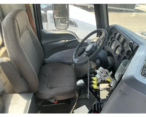 MACK CXU612 Seat, Front