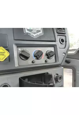 MACK CXU612 TEMPERATURE CONTROL