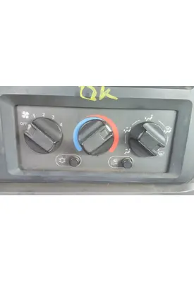 MACK CXU612 TEMPERATURE CONTROL