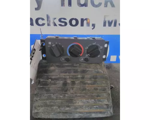 MACK CXU612 TEMPERATURE CONTROL