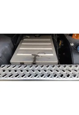 MACK CXU612 TOOL BOX