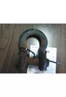 MACK CXU612 TOW HOOK