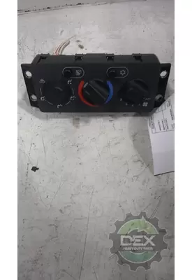 MACK CXU612 Temperature Control
