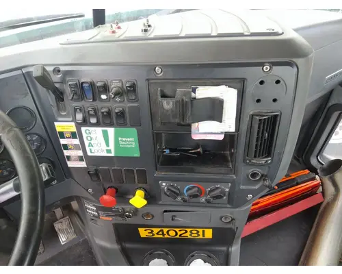 MACK CXU612 WHOLE TRUCK FOR RESALE