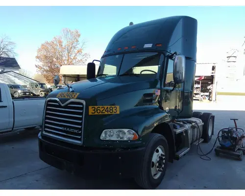 MACK CXU612 WHOLE TRUCK FOR RESALE