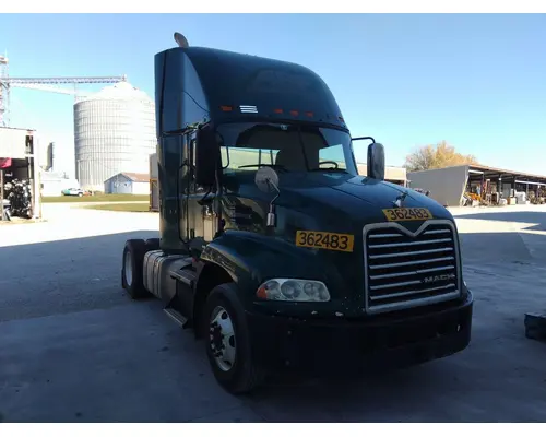 MACK CXU612 WHOLE TRUCK FOR RESALE