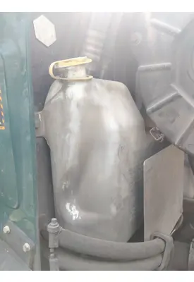 MACK CXU612 WINDSHIELD WASHER RESERVOIR