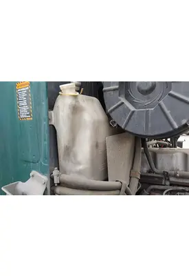 MACK CXU612 WINDSHIELD WASHER RESERVOIR