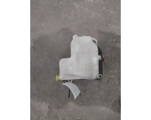 MACK CXU612 WINDSHIELD WASHER RESERVOIR