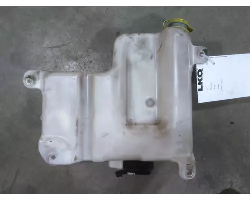 MACK CXU612 WINDSHIELD WASHER RESERVOIR