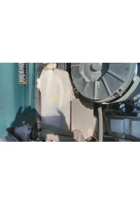 MACK CXU612 WINDSHIELD WASHER RESERVOIR