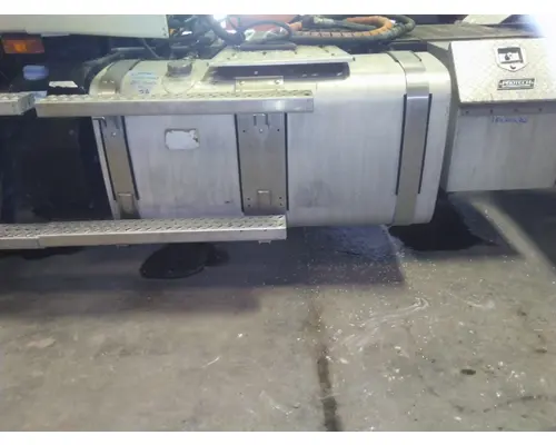 MACK CXU613 2008-2018 FUEL TANK