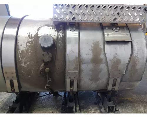 MACK CXU613 2008-2018 FUEL TANK