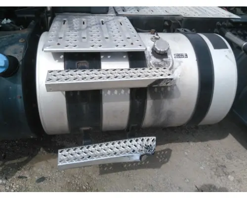 MACK CXU613 2008-2018 FUEL TANK