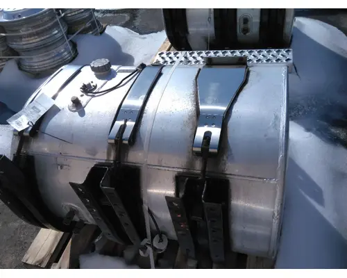 MACK CXU613 2008-2018 FUEL TANK