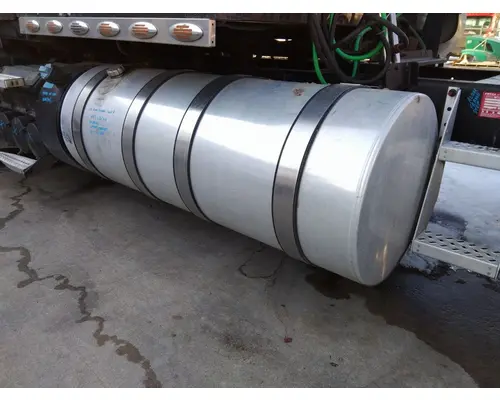 MACK CXU613 2008-2018 FUEL TANK