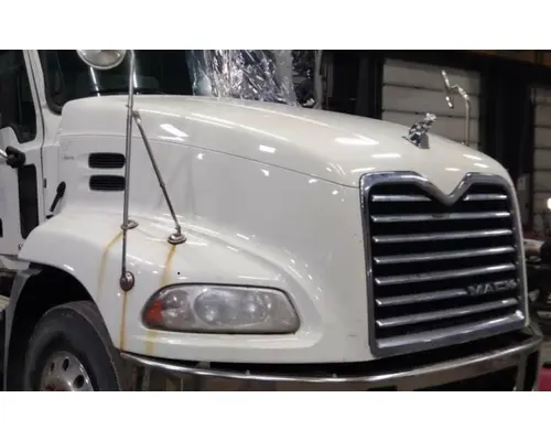 MACK CXU613 2008-2018 HOOD