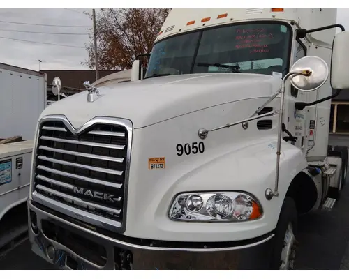 MACK CXU613 2008-2018 HOOD