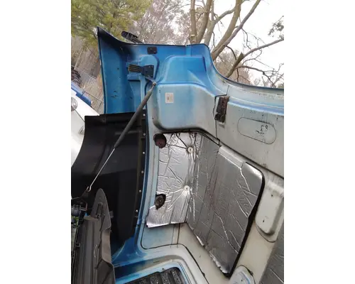 MACK CXU613 2008-2018 HOOD