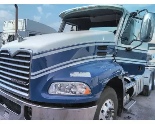 MACK CXU613 2008-2018 HOOD