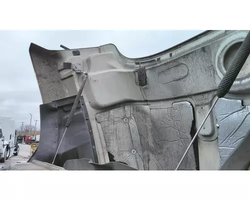 MACK CXU613 2008-2018 HOOD