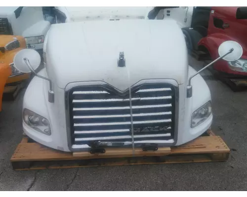 MACK CXU613 2008-2018 HOOD